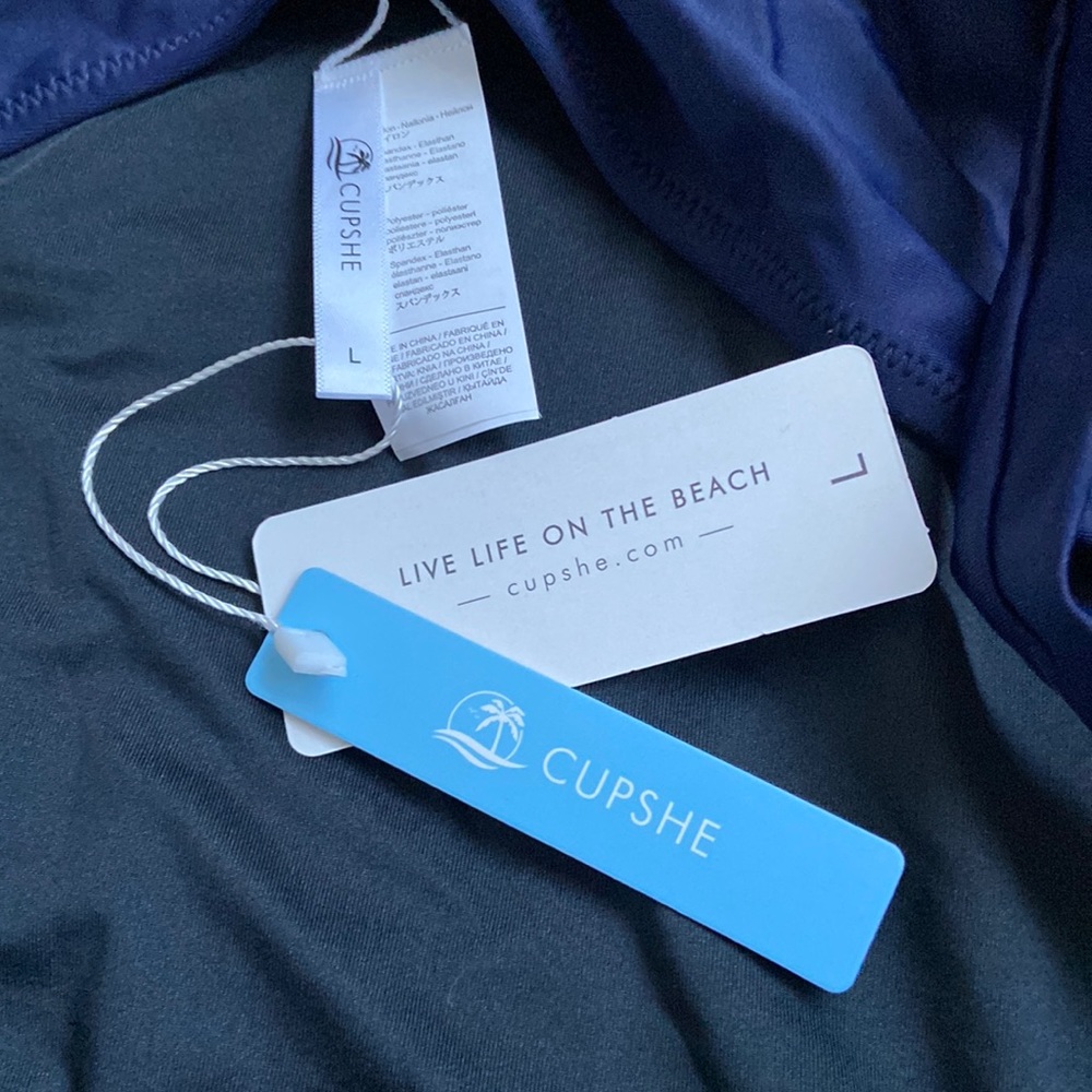 Cupshe Classic Navy One-Piece, NWT - Picture 4 of 6